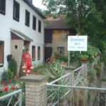 aussen_mit_frau_otto